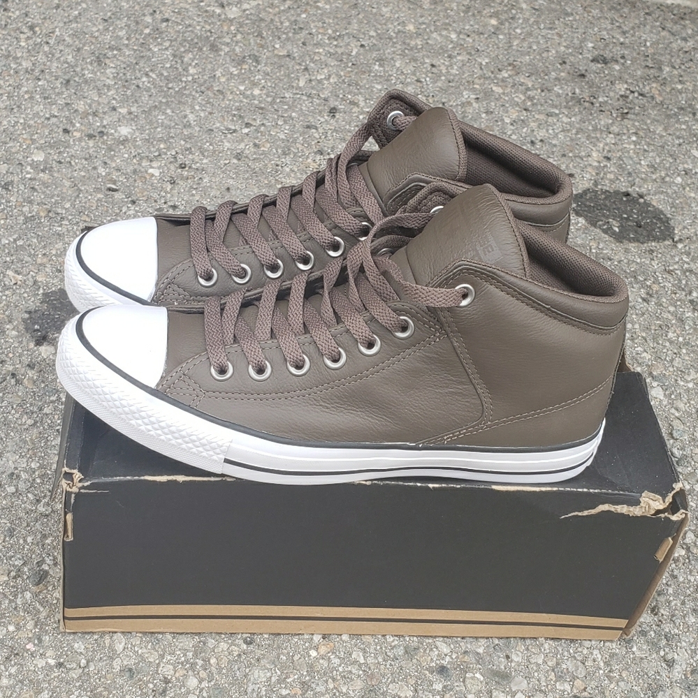 NWB Brown Converse All Stars